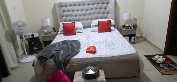 Elegant Bed Set with Modern Design
