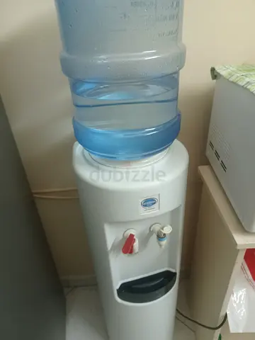 Reliable Water Dispenser with Hot and Cold Options
