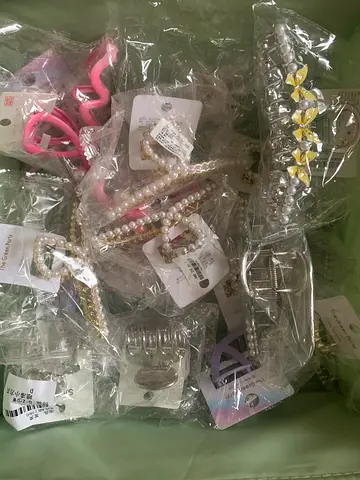 Stylish Hair Accessories Collection