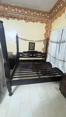 Sturdy Wooden King Size Bed for Sale