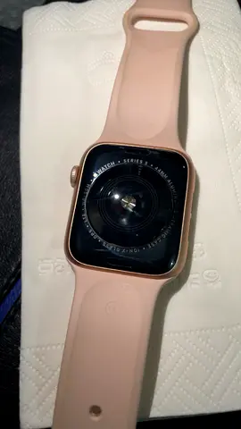 Apple Watch Series 5 - Rose Gold - GPS LTE -