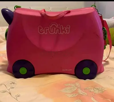 Trunki Pink Ride-On Suitcase for Kids