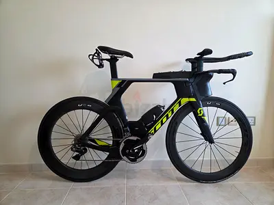 Scott Plasma 5 Premium Triathlon Bike with Quarq SRAM power meter