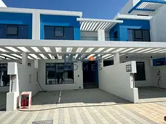Ready To Move In | Single Row | Lagoon Community