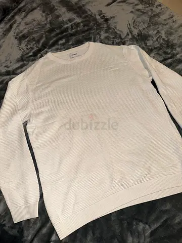 Pull and Bear Sweatshirt For Sale