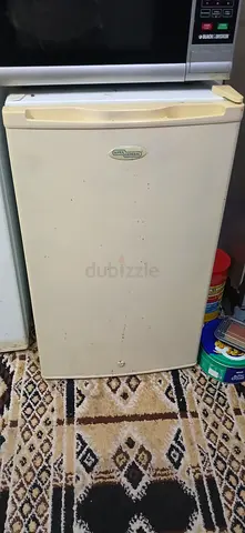 Reliable and Spacious Refrigerator for Sale