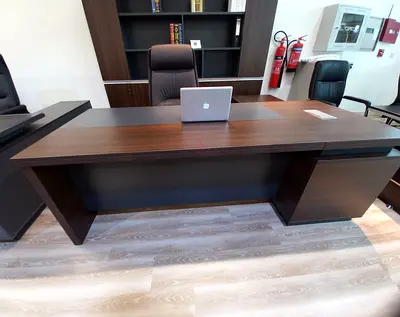 Executive L shape table
