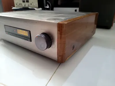 YAMAHA DSP-2000 PROCESSOR AMPLIFIER