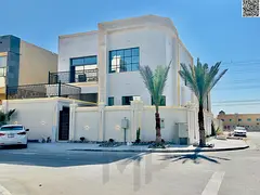 Corner villa including electricity, water and air conditioning, freehold ownership for life