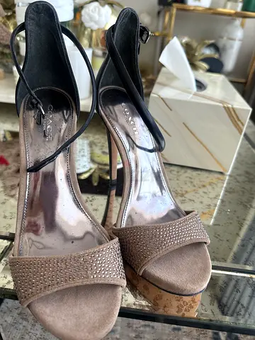 women shoes