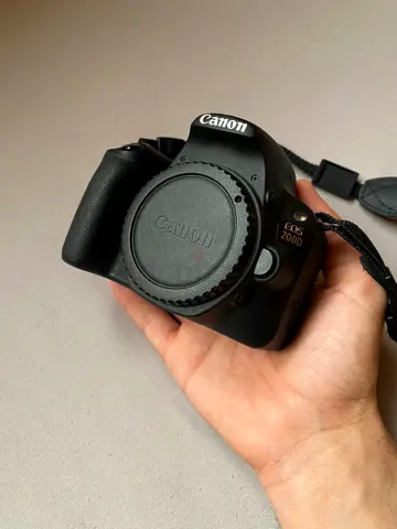 Canon 200d