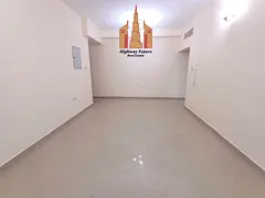 Luxury 1bhk apartment with wardrobe Near to sahara mall full family building