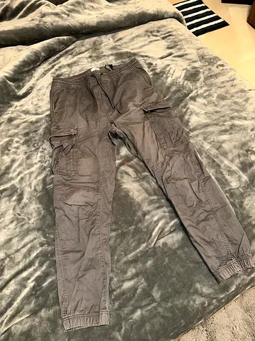 HM cargos in amazing condition