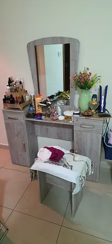 Stylish and Functional Dresser with Mirror for Sale