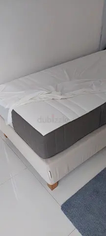 90x200cm Ikea bed and mattress