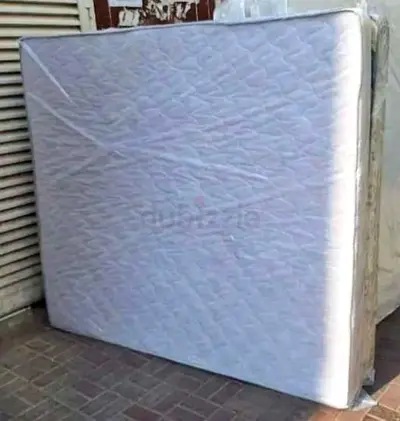 180x200cm King size mattress.  Same day delivery available