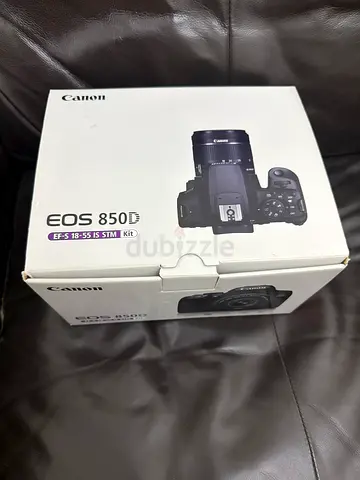 Canon EOS 850D DSLR Camera with EF-S 18-135mm Lens - Excellent Condition