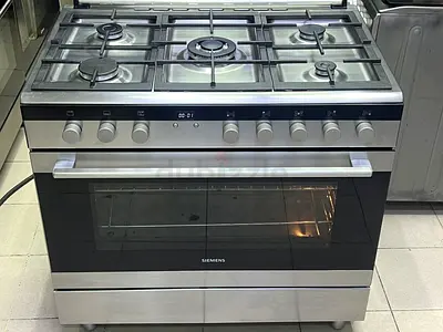 Siemens stove full gas top 5 burner 90by60 cm size  Oven with baking grill and fan everything