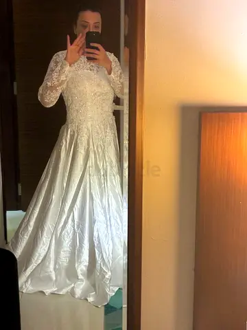 Elegant Lace Wedding Dress for the Perfect Bride