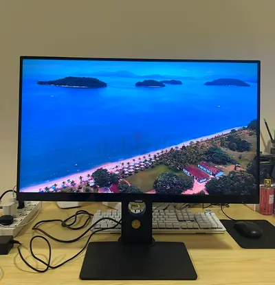 Philips 27-inch Monitor - Perfect for Work