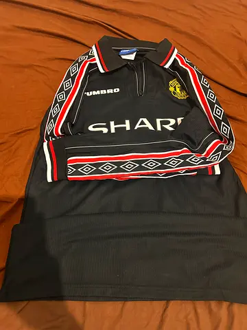Man United retro 1999 away LS jersey
