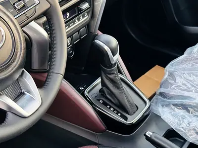 Toyota Urban Cruiser GLX, миниатюра 7