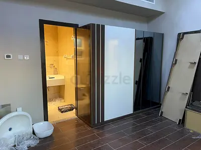 Modern Elegant Wardrobe with Mirrored Doors