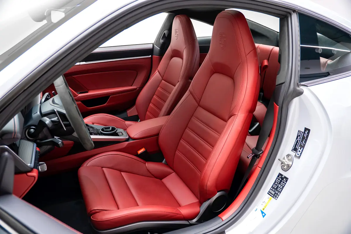 Porsche 911 2024