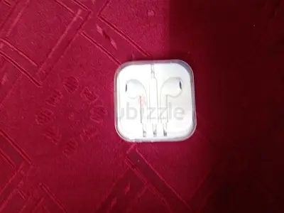 Apple Earphones in Great Condition