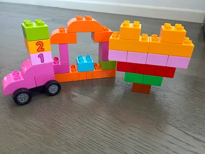 Creative Building Block Truck with Heart Shape