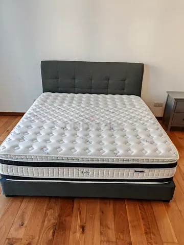 King Bed and Mattress Dunlopillow