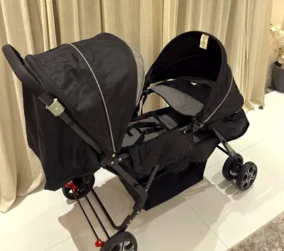 Compact Double Stroller for Easy Travel