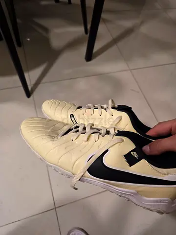 Nike Football Cleats in Great Condition
