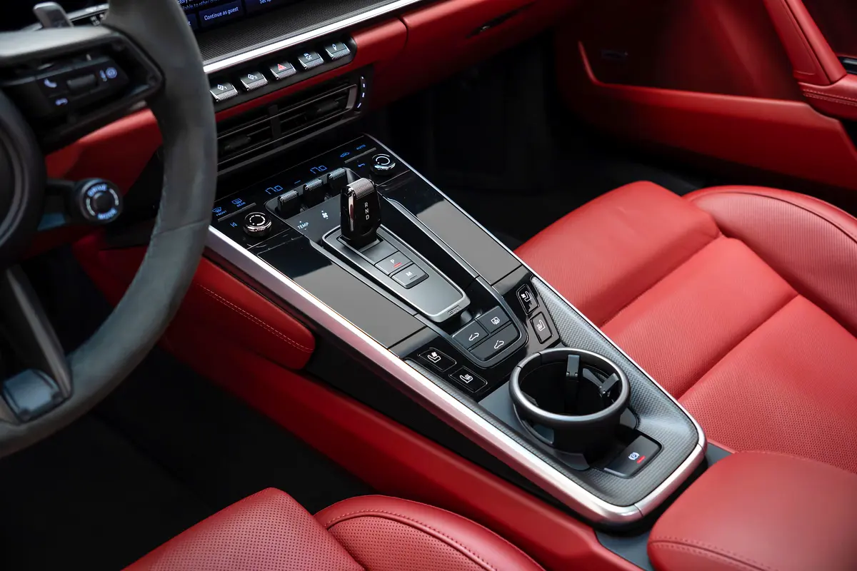 Porsche 911 2024