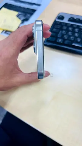 Model: iPhone 15 Pro Max
 Storage: 256GB
 Battery Health: 85%
 Condition: Like new, scratch-