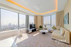 Marina View | Mall &amp; Park Access | Corner Unit