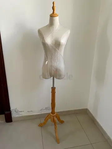 Excellent wooden Mannequin