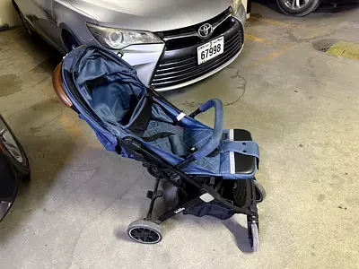 Lightly Used Stroller in Great Condition