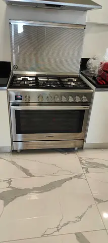 Bosch Latest Model Full Gas Cooker 90cm for Sale Same Like New