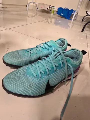 Stylish Nike Mercurial Shoes for Sale