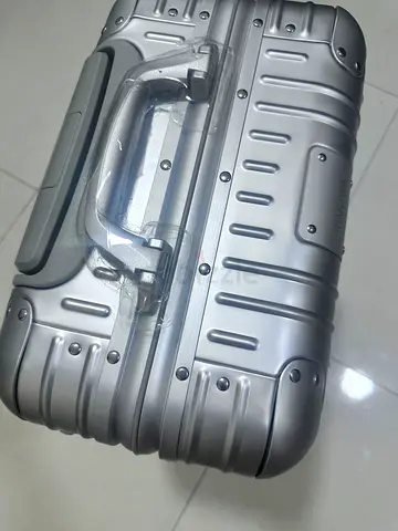 Roller luggage