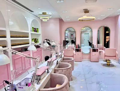 Running beauty salon