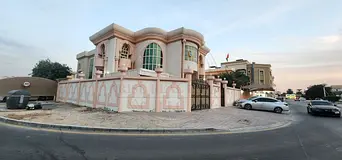 CORNER VILLA FOR RENT IN RAWDHA 3