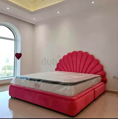Queen Size Elegant Pink Shell-Shaped Bed Are Available At Affordable Price