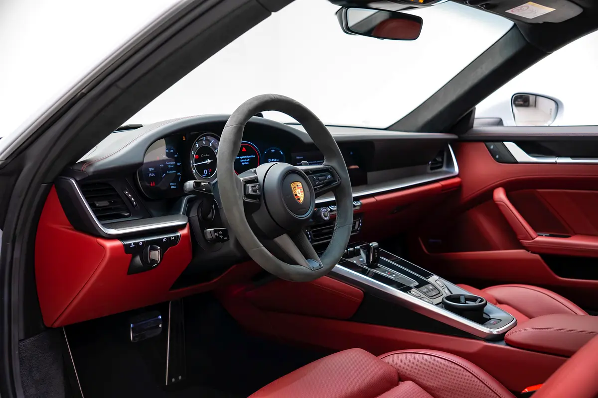 Porsche 911 2024