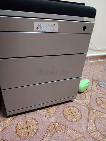 Sturdy and Stylish Filing Cabinet without lock