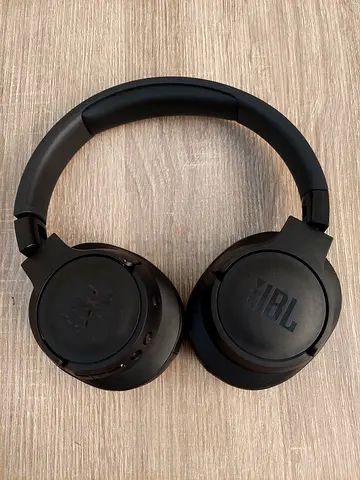 JBL Tune 770NC Adaptive Noise Cancelling Over-Ear Headphones.