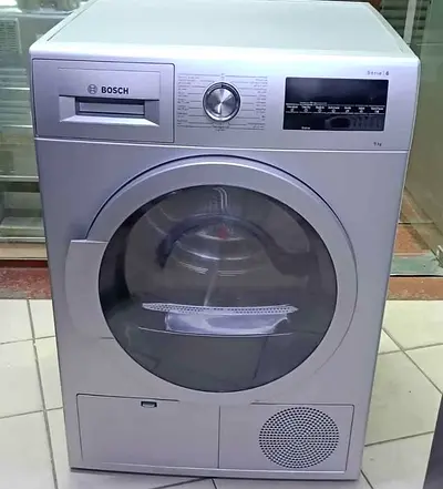 Bosch like new Dryer series 6 new model 9 kg with free delivery + warranty