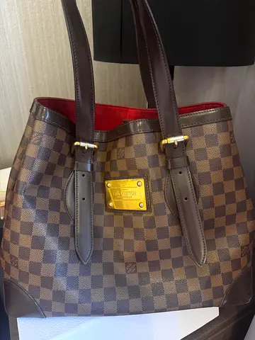 Loui Vuitton bag