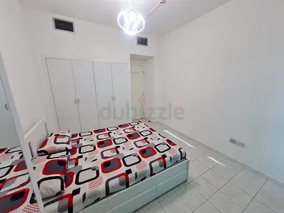 Room for rent in DIFC for female